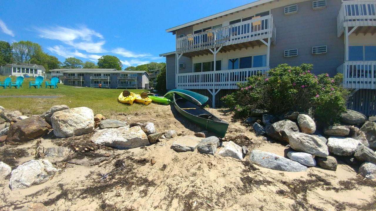 Smugglers Cove Inn Dayville Exterior foto